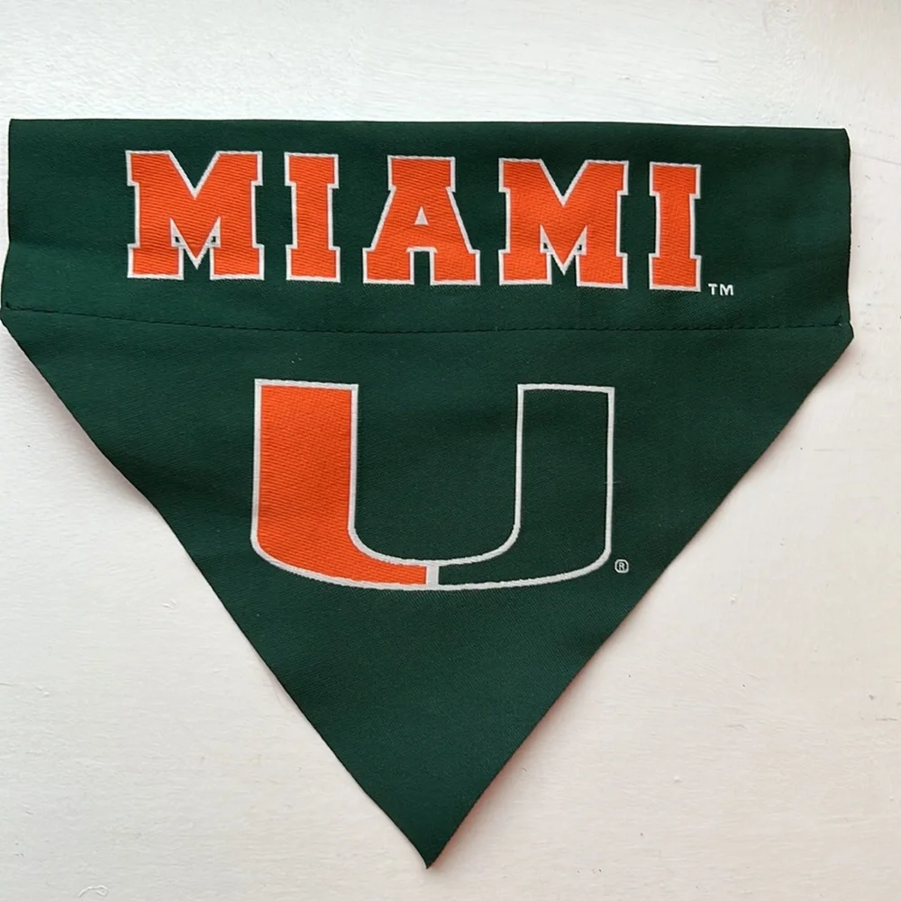 NWOT University of Miami puppy bow and collar bandanna - Picture 2 of 5